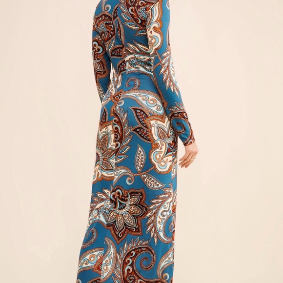 Farm Rio Maxi Dress - Picture 2 of 4